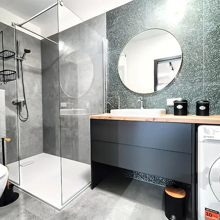 Fuzja Z Klimatyzacja - Bliskosc Piotrkowskiej W Sercu Lodzi Appartement *