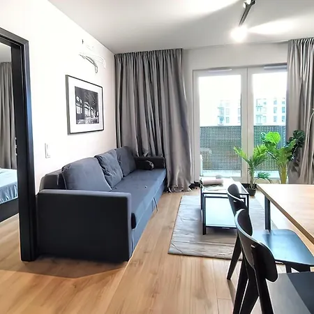 Apartman Fuzja Z Klimatyzacja - Bliskosc Piotrkowskiej W Sercu Lodzi