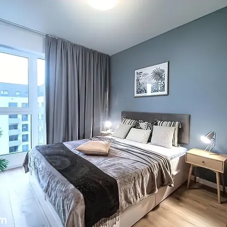 Fuzja Z Klimatyzacja - Bliskosc Piotrkowskiej W Sercu Lodzi Apartman