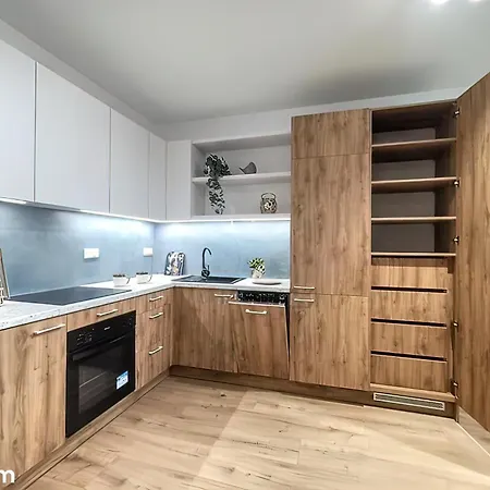 Fuzja Z Klimatyzacja - Bliskosc Piotrkowskiej W Sercu Lodzi *