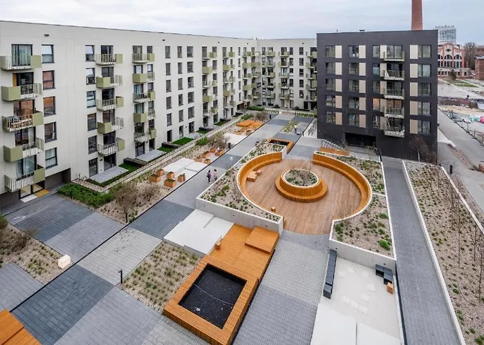 Fuzja Z Klimatyzacja - Bliskosc Piotrkowskiej W Sercu Lodzi * Лодзь