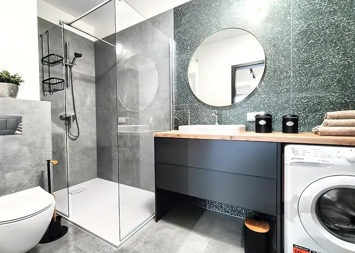 Fuzja Z Klimatyzacja - Bliskosc Piotrkowskiej W Sercu Lodzi Апартаменты *